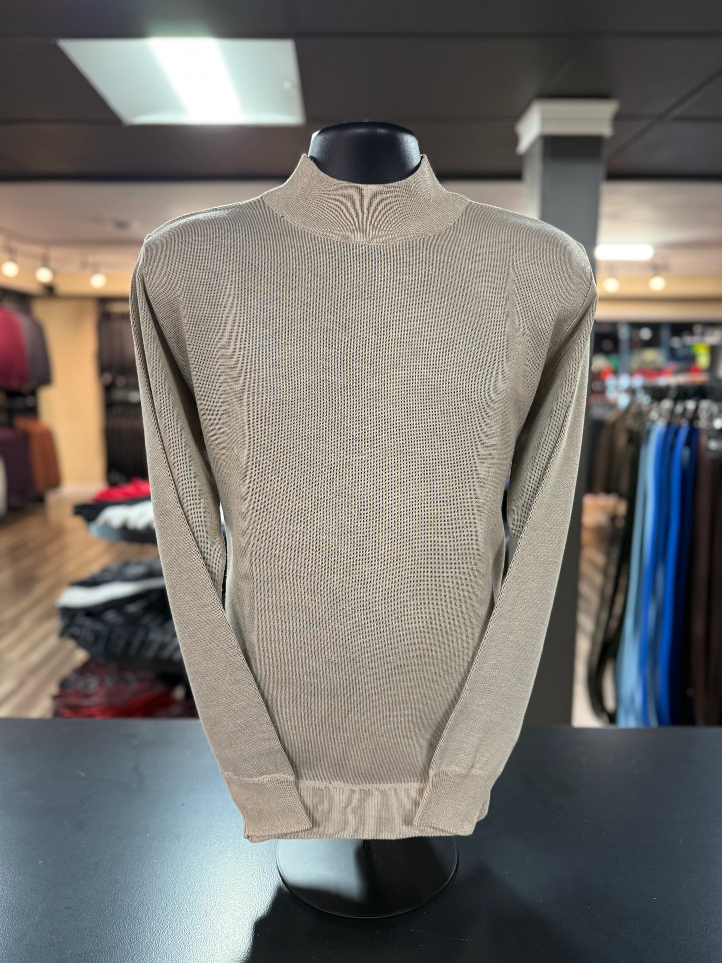 STUDIO FERERA | SF-1806 | MOCK NECK SWEATER